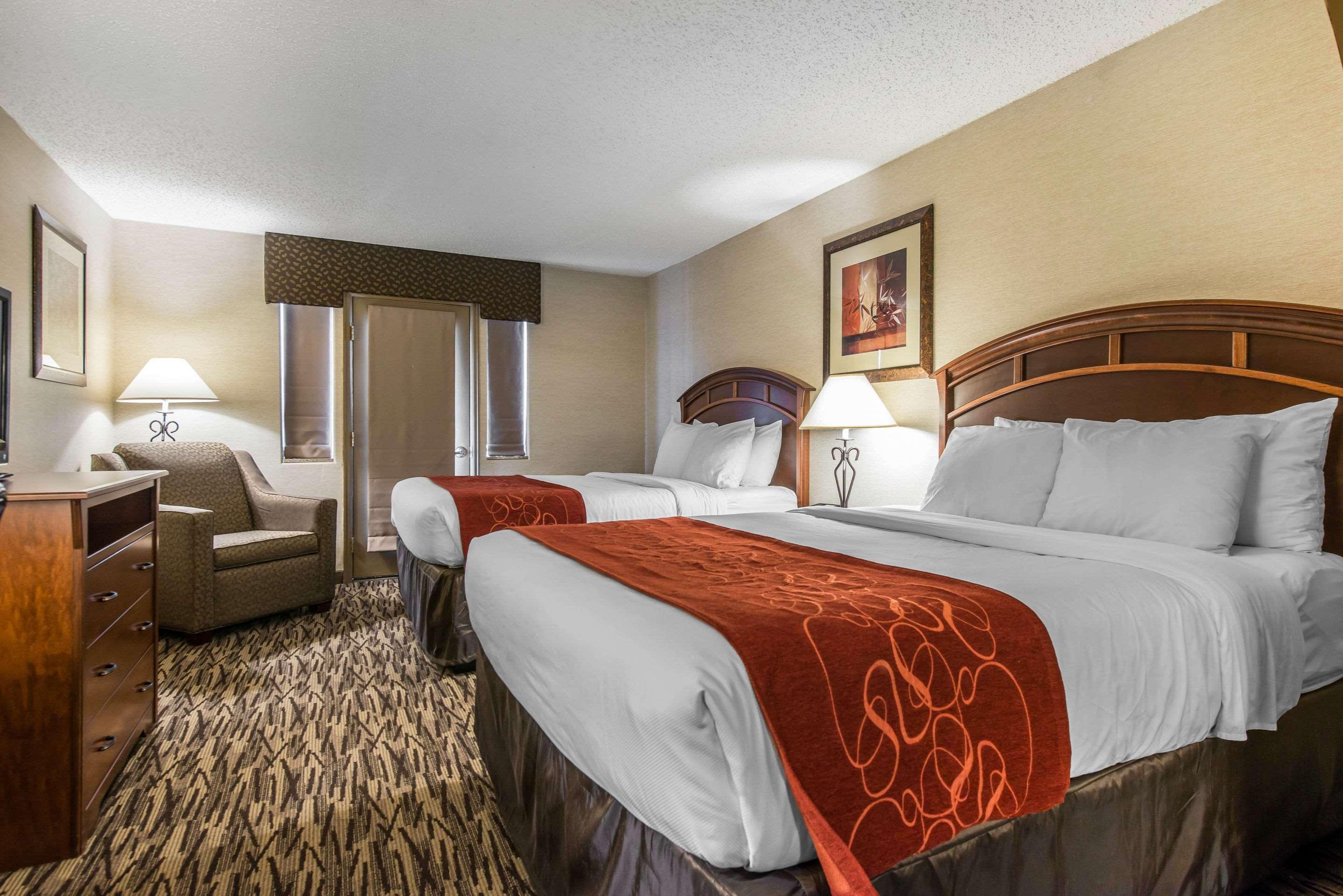Comfort Suites Golden West On Evergreen Parkway Bagian luar foto
