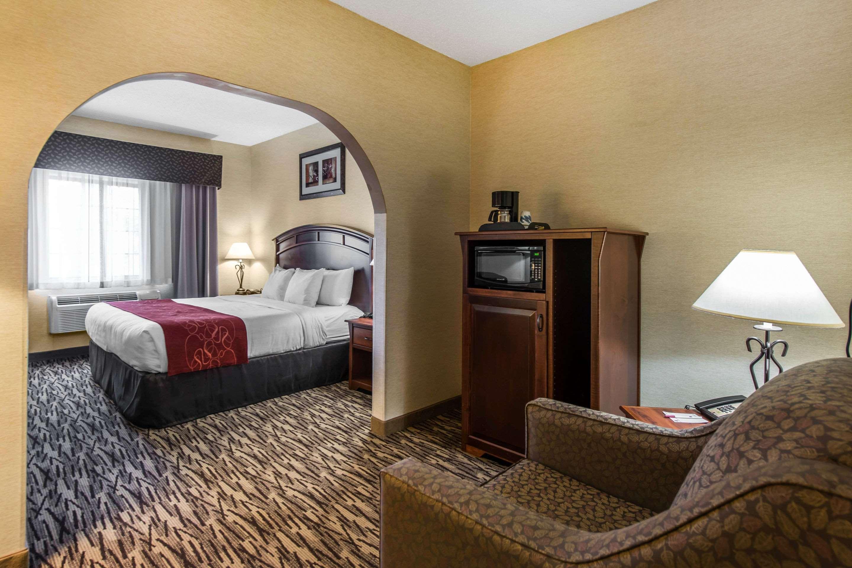 Comfort Suites Golden West On Evergreen Parkway Bagian luar foto