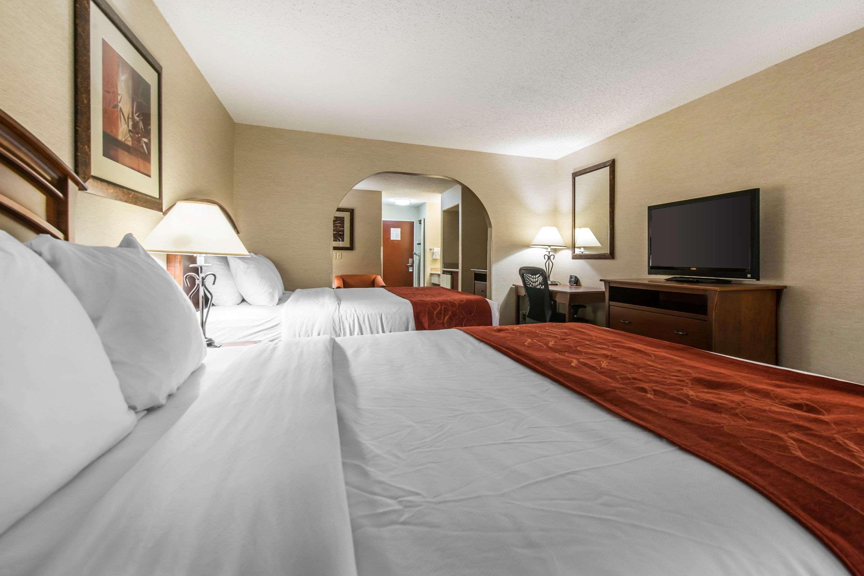 Comfort Suites Golden West On Evergreen Parkway Bagian luar foto