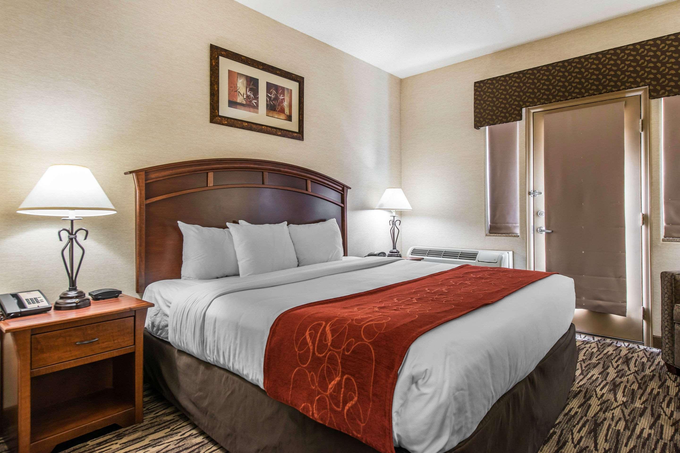 Comfort Suites Golden West On Evergreen Parkway Bagian luar foto
