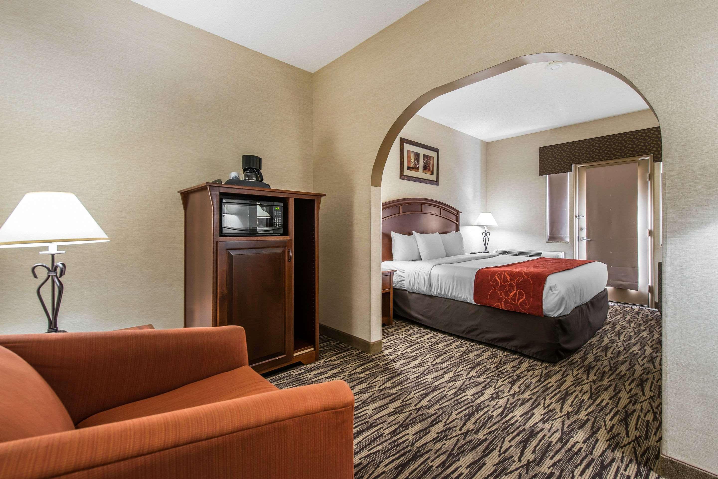 Comfort Suites Golden West On Evergreen Parkway Bagian luar foto