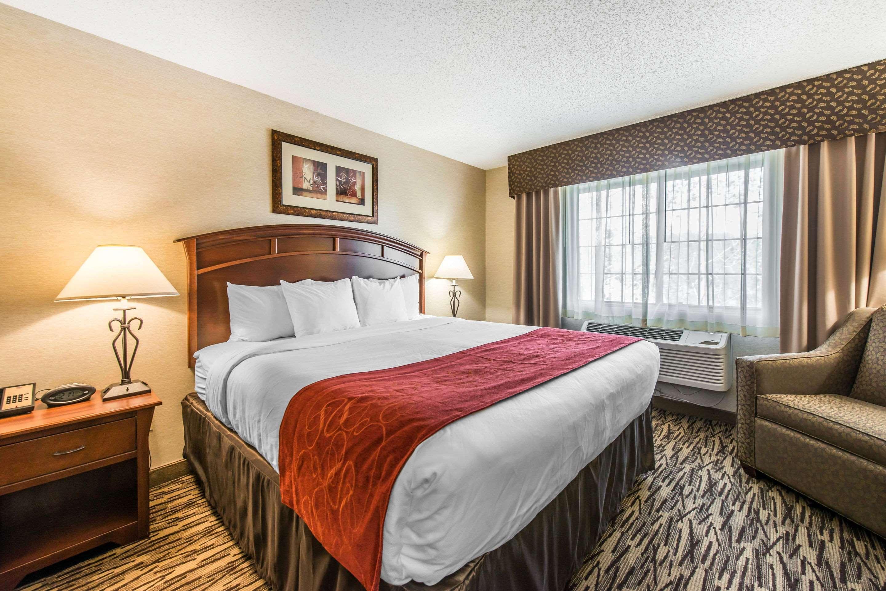 Comfort Suites Golden West On Evergreen Parkway Bagian luar foto