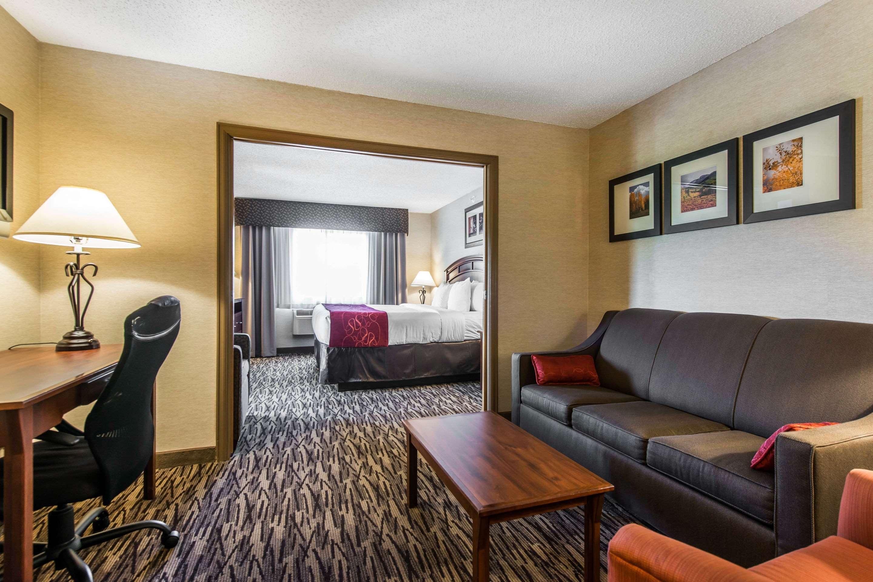 Comfort Suites Golden West On Evergreen Parkway Bagian luar foto