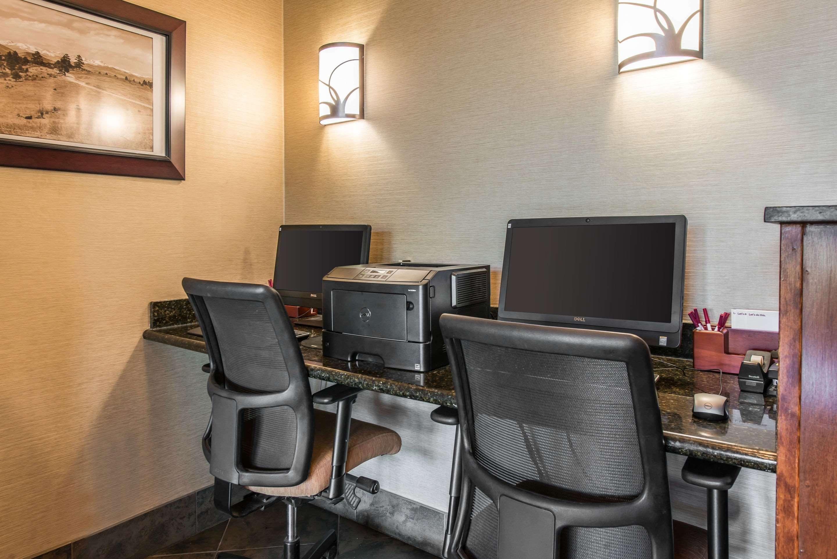 Comfort Suites Golden West On Evergreen Parkway Bagian luar foto