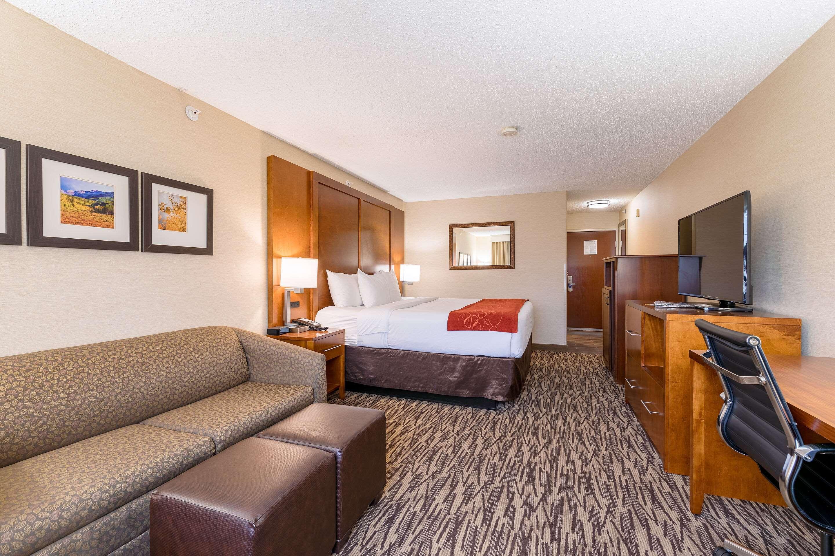 Comfort Suites Golden West On Evergreen Parkway Bagian luar foto
