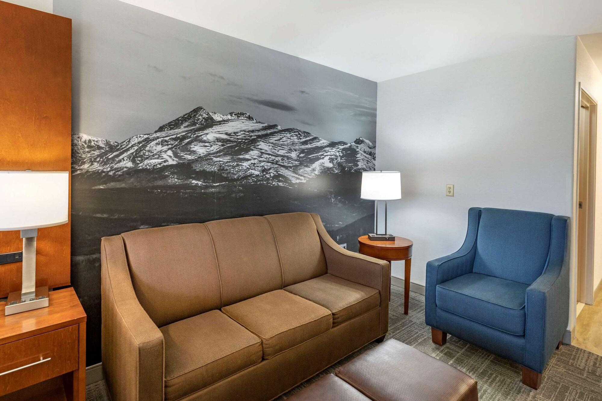 Comfort Suites Golden West On Evergreen Parkway Bagian luar foto