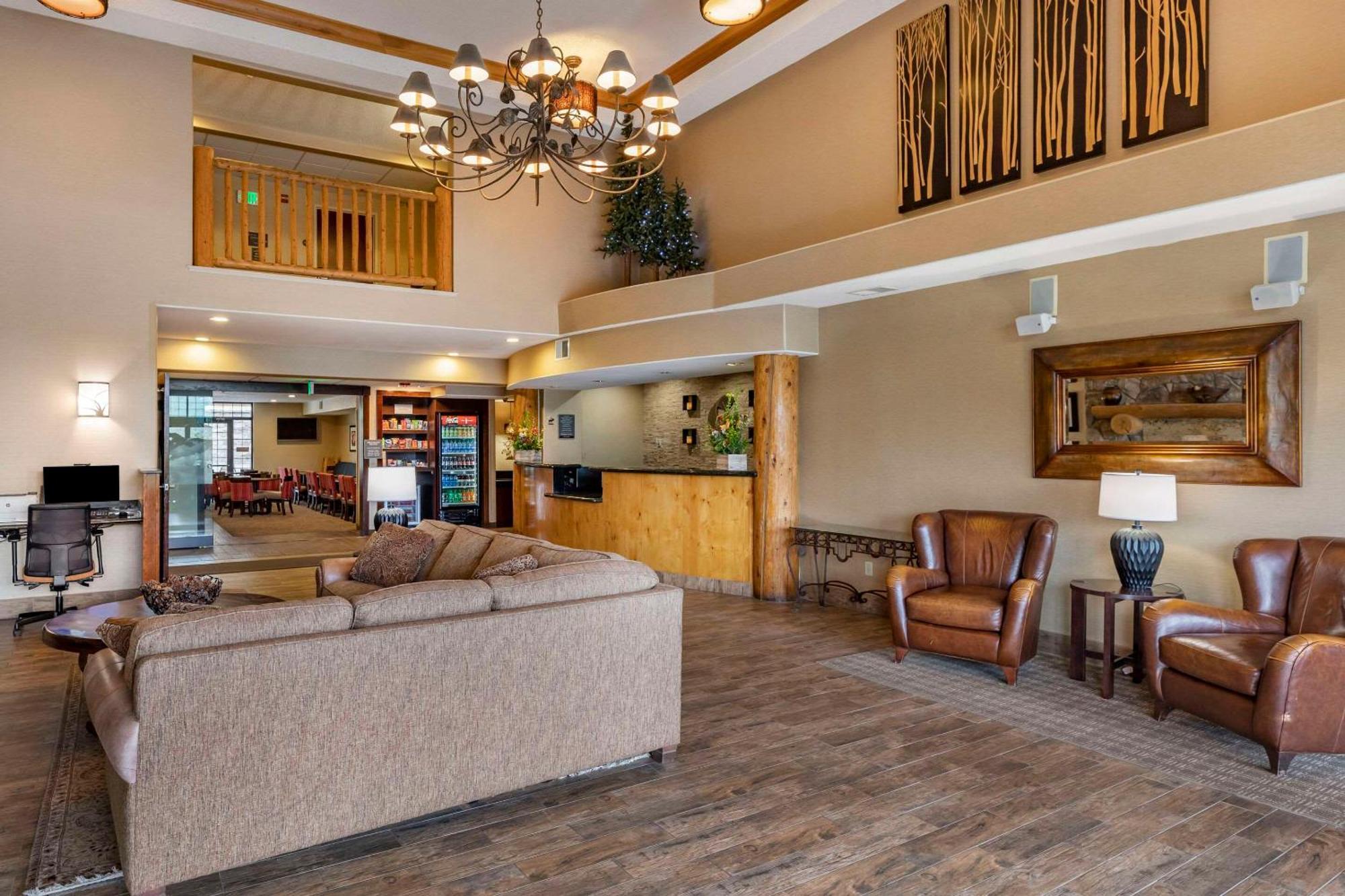 Comfort Suites Golden West On Evergreen Parkway Bagian luar foto