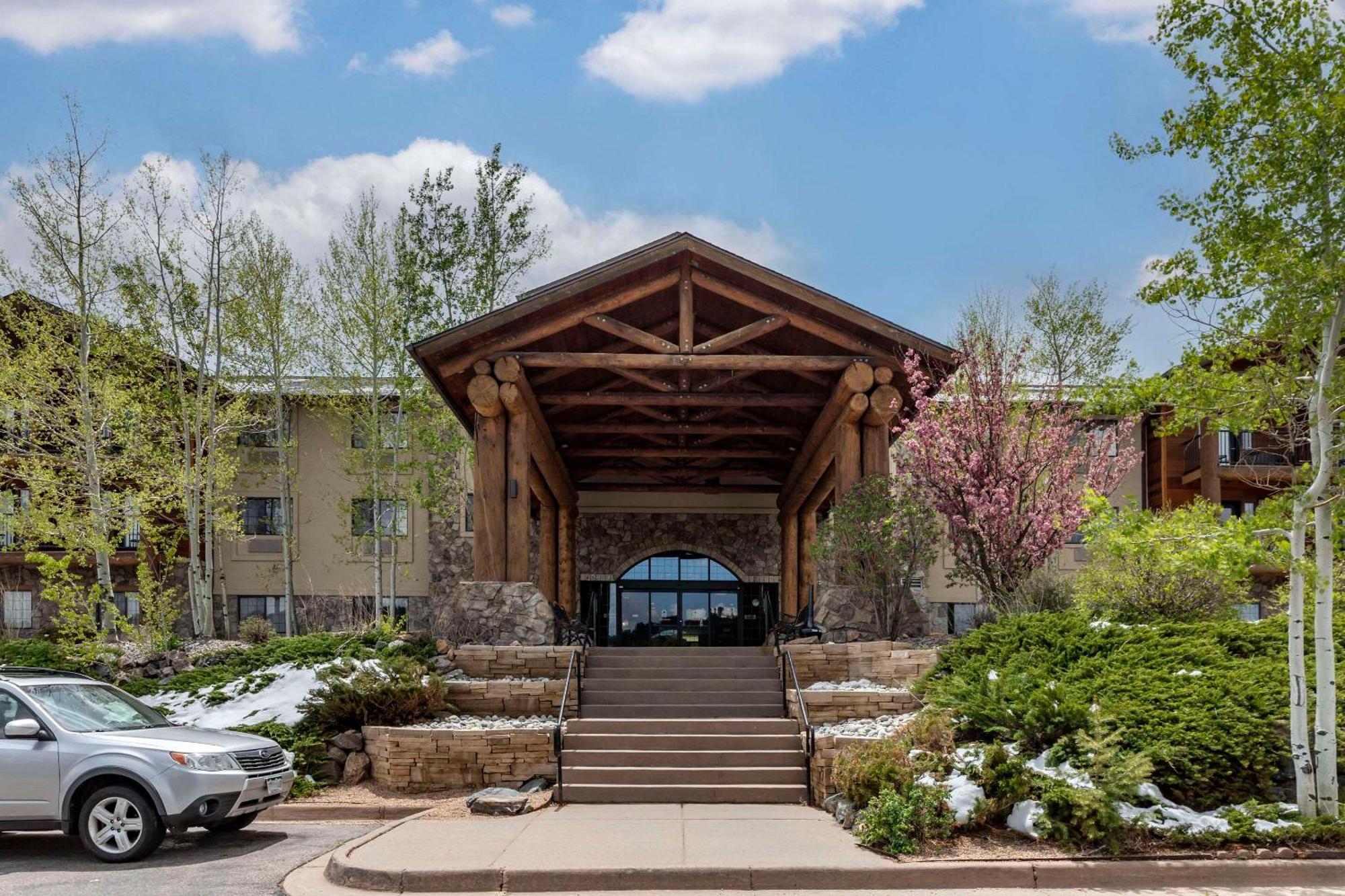 Comfort Suites Golden West On Evergreen Parkway Bagian luar foto