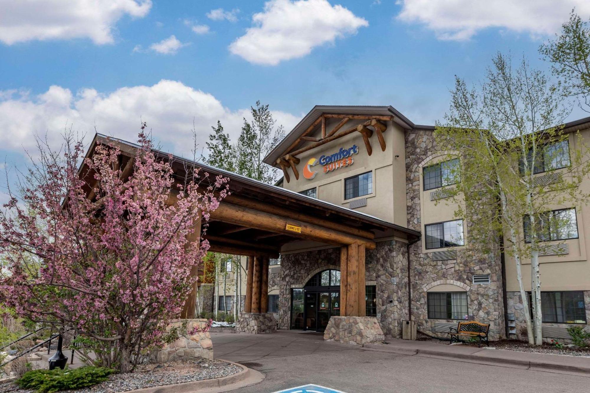 Comfort Suites Golden West On Evergreen Parkway Bagian luar foto