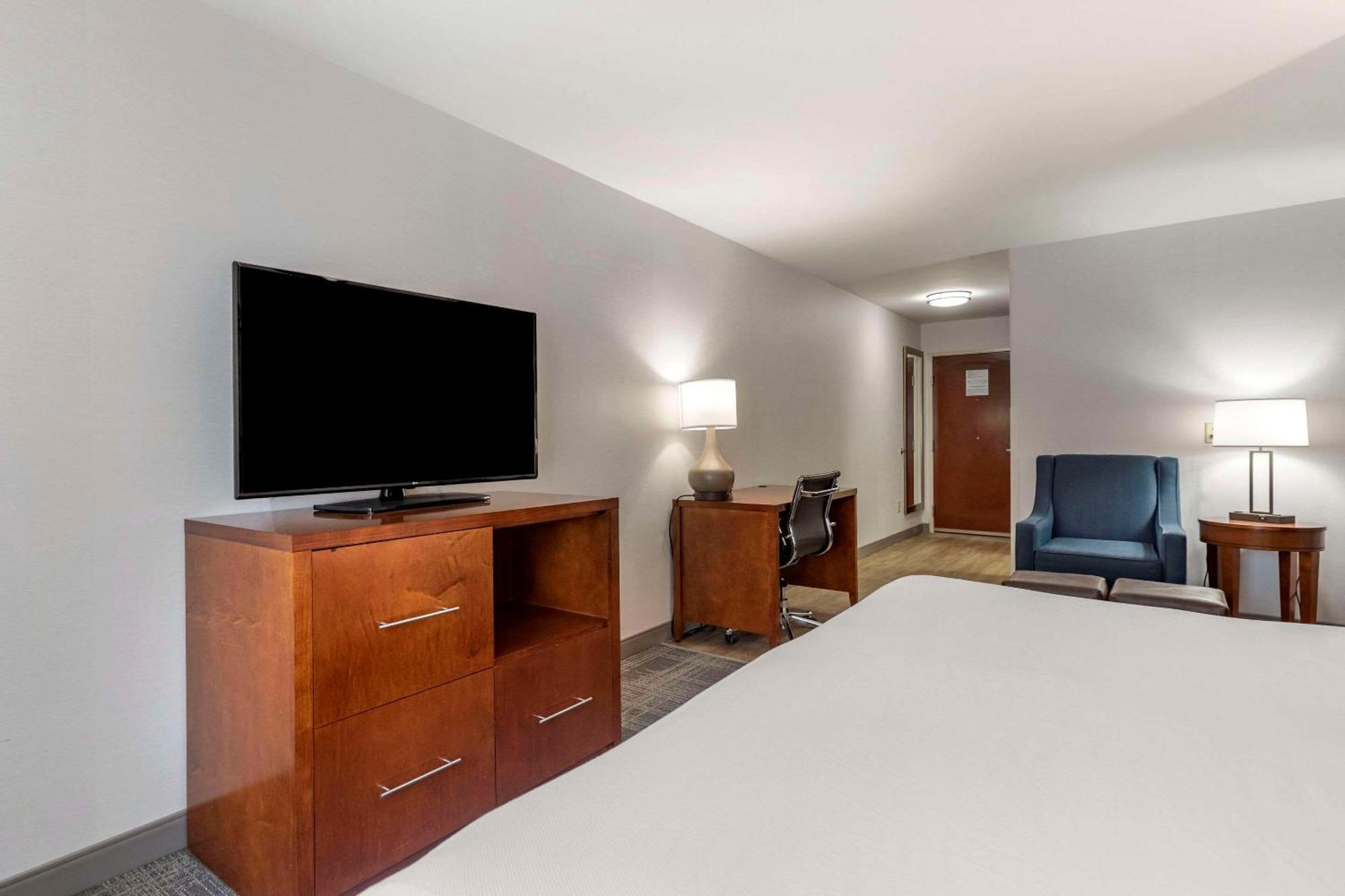 Comfort Suites Golden West On Evergreen Parkway Bagian luar foto